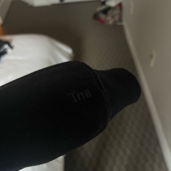 TNA Cozy Fleece Perfect Crew Sweatshirt - Picture 2 of 4